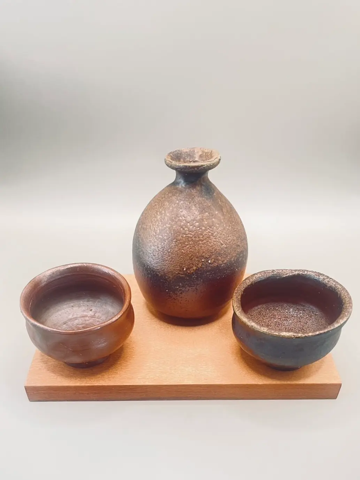 Earthy Texture and Deep Bronze